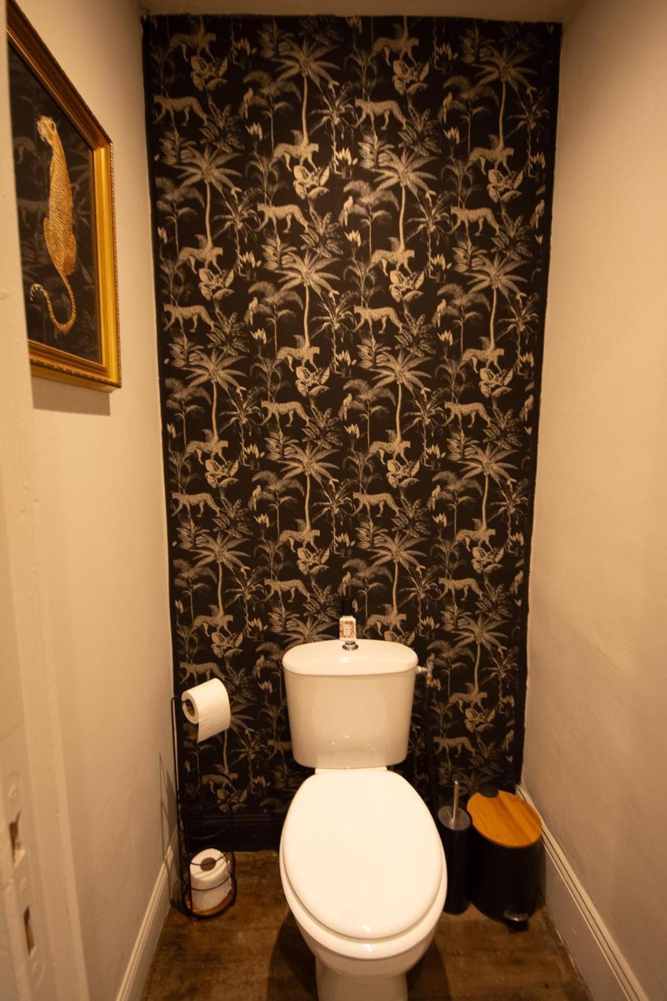Вилла Beautiful, Historic Manoir In Semi-Rural Setting Вир Экстерьер фото